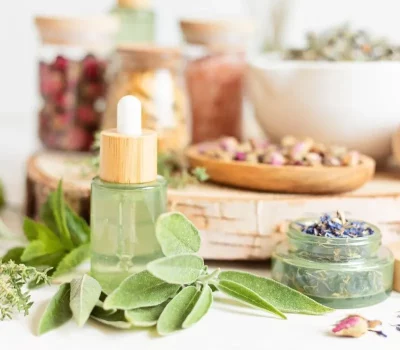 Naturopatia e Yoga:  Cosa le unisce e le accomuna?