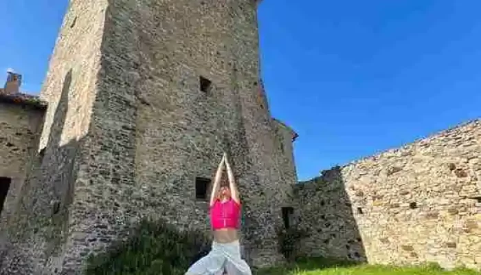 yoga-castello-di-bardi